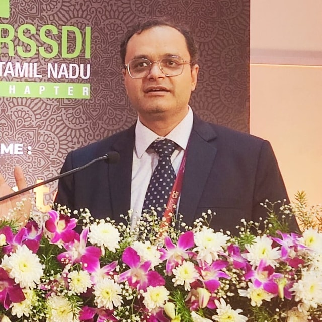Dr. Neelesh